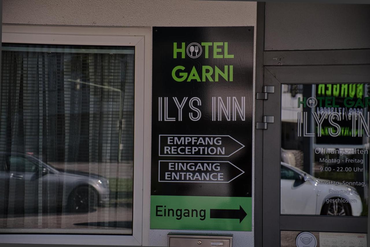 Hotel Garni Ilys Inn Wels Bagian luar foto